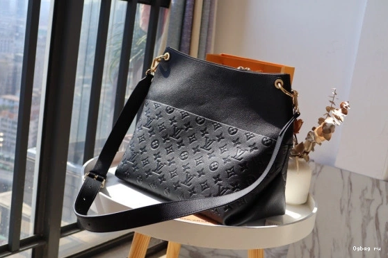 MAIDA LOUIS VUITTON HOBO 0713